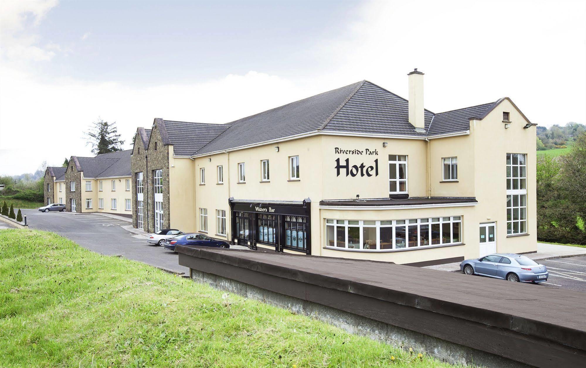 Riverside Park Hotel Macroom Exterior photo